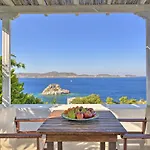 9 Muses Exclusive Grikos Bay (Patmos)