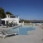 9 Muses Exclusive 4* Grikos Bay (Patmos)