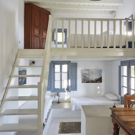 9 Muses Exclusive 3* Grikos Bay (Patmos)