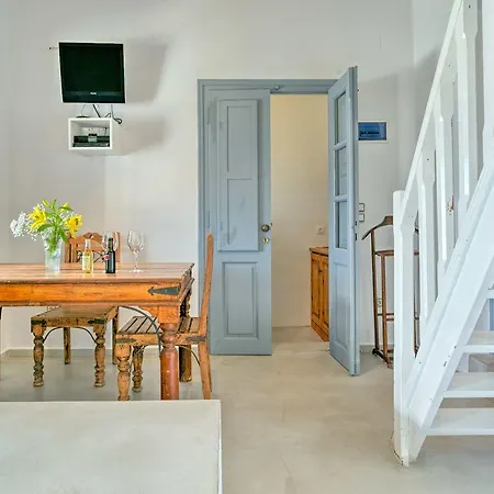 9 Muses Exclusive Apartahotel Grikos Bay (Patmos)