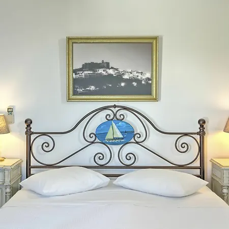 Aparthotel 9 Muses Exclusive 3*